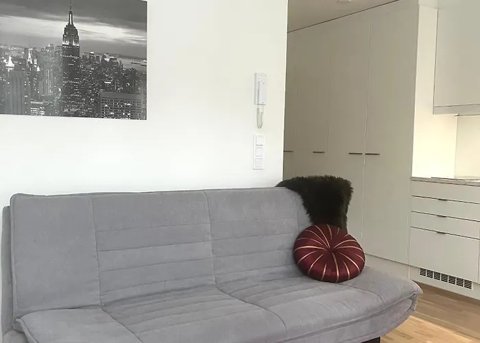 Scandinavian Great Location شقة